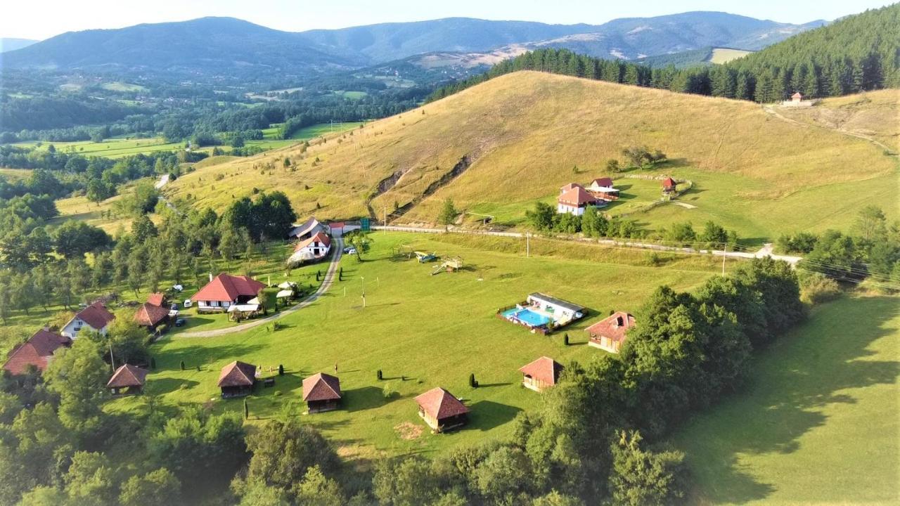 Etno Village Gostoljublje Kosjeric ภายนอก รูปภาพ