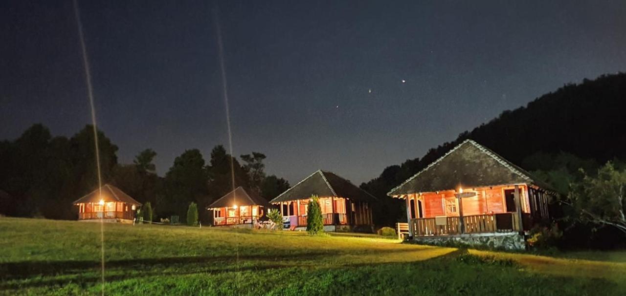 Etno Village Gostoljublje Kosjeric ภายนอก รูปภาพ