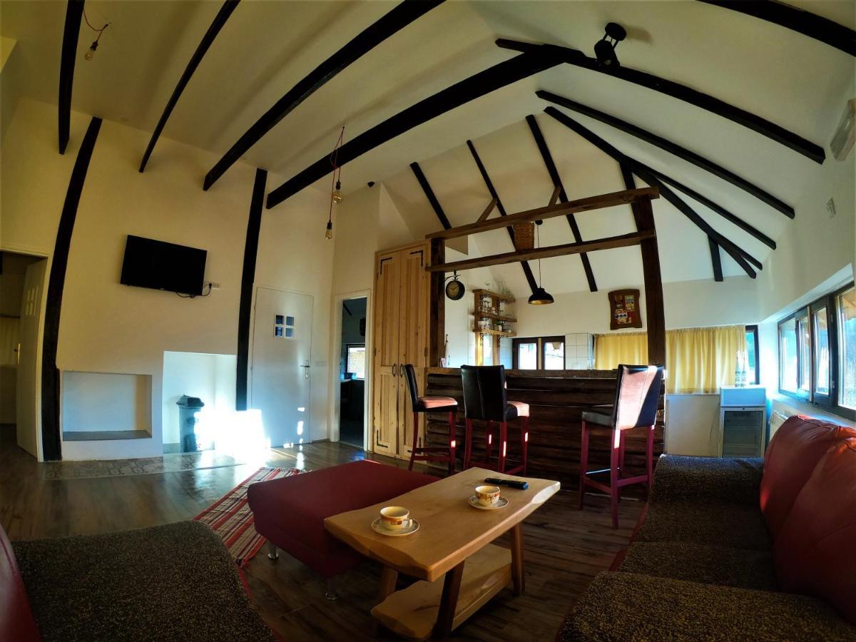 Etno Village Gostoljublje Kosjeric ภายนอก รูปภาพ
